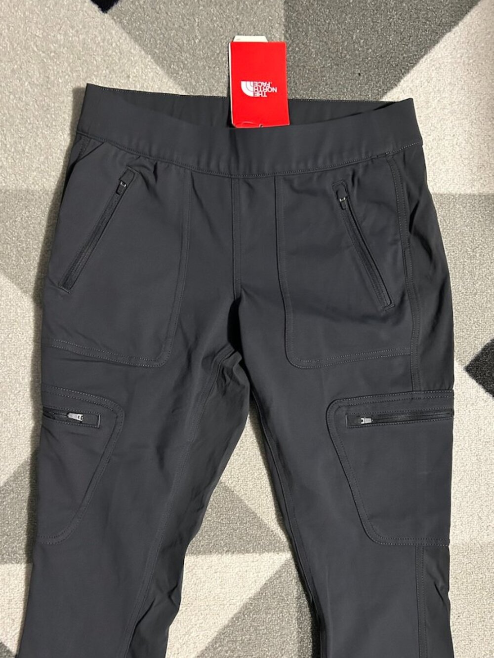 NWT The North Face Women's Utility Hybrid Hiker Tight Pants Asphalt Gray Size M
